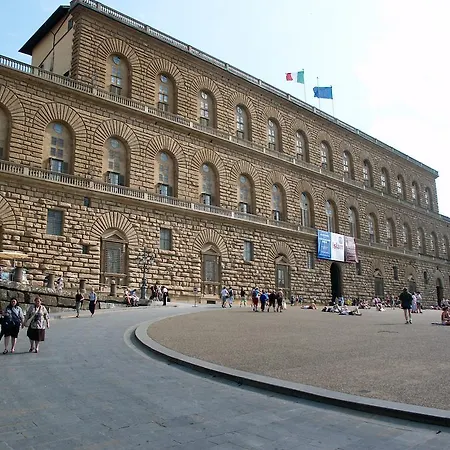 A Casa Di Caravaggio - Pitti